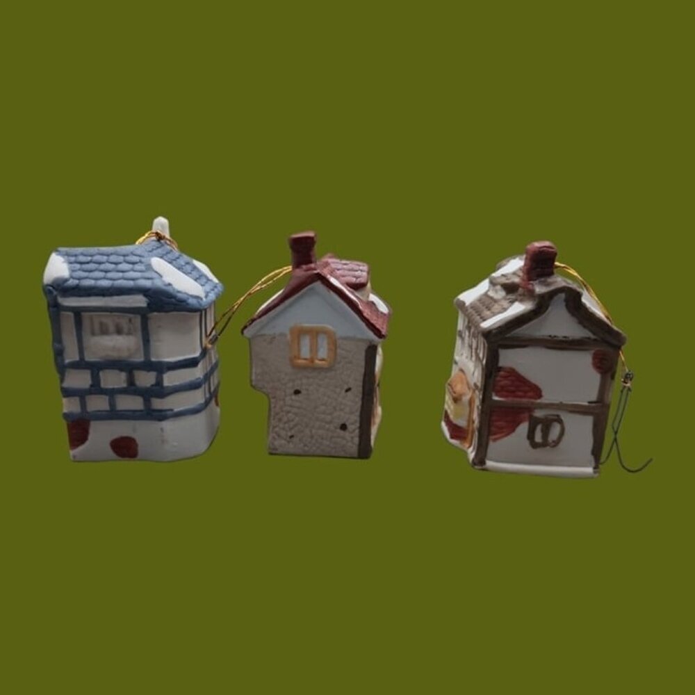 Old english village christmas ornaments set of 3 - Picture 2 of 8